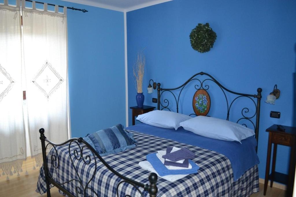 Maison Sam' Suffy Challand Saint Victor Room photo